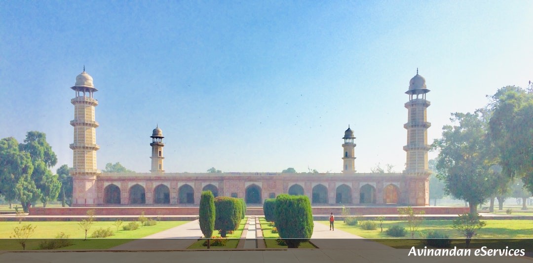 NCERT Explained: Class VII History, Chapter 4 - The Mighty Mughals: An Empire of Legacy