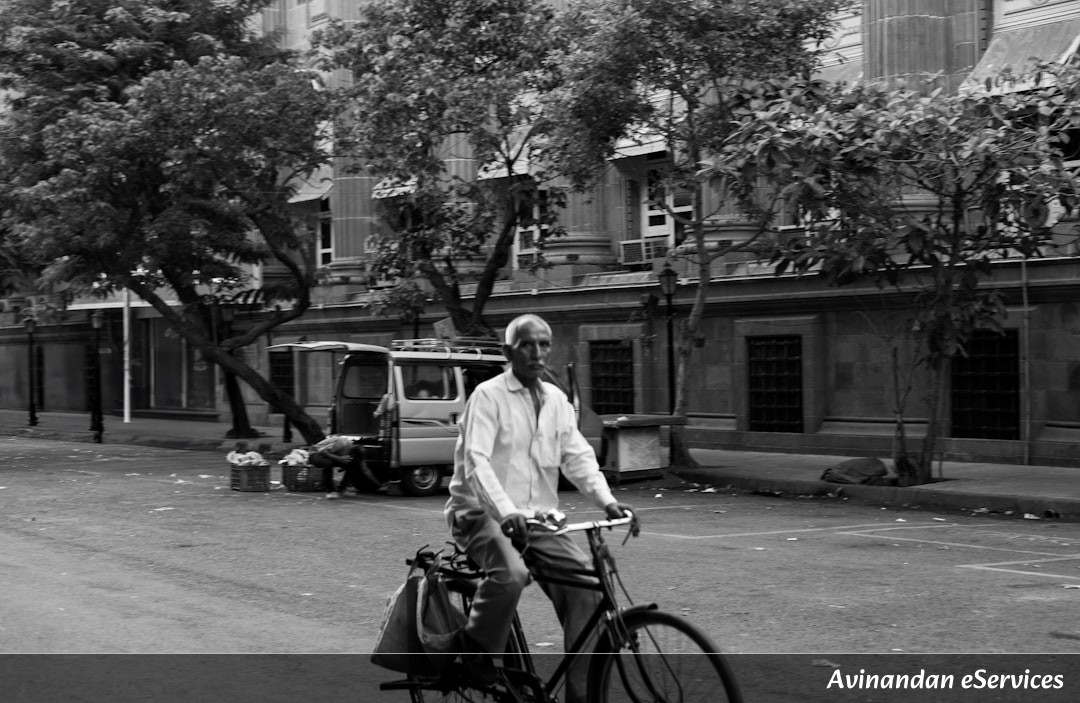 আজকের বাংলা সংবাদ: শীতের আমেজ, রাজনৈতিক উত্তাপ এবং একটি মর্মান্তিক দুর্ঘটনা